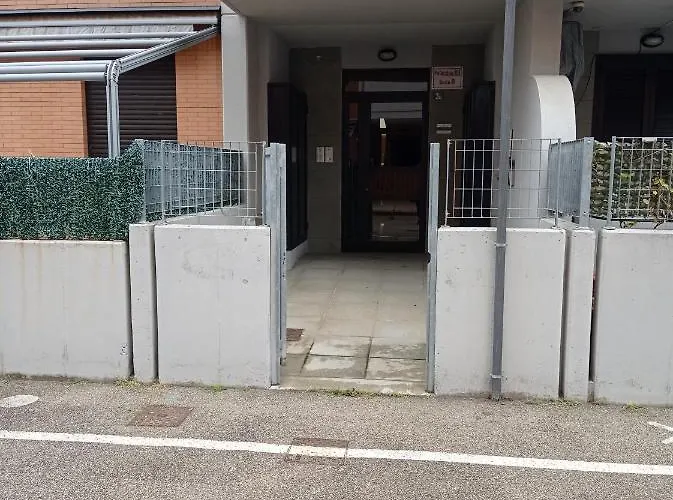 Tra Citta E Mare Daire *