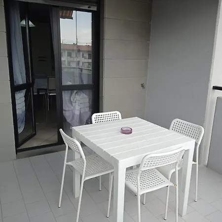 Апартаменты Tra Citta E Mare Васто